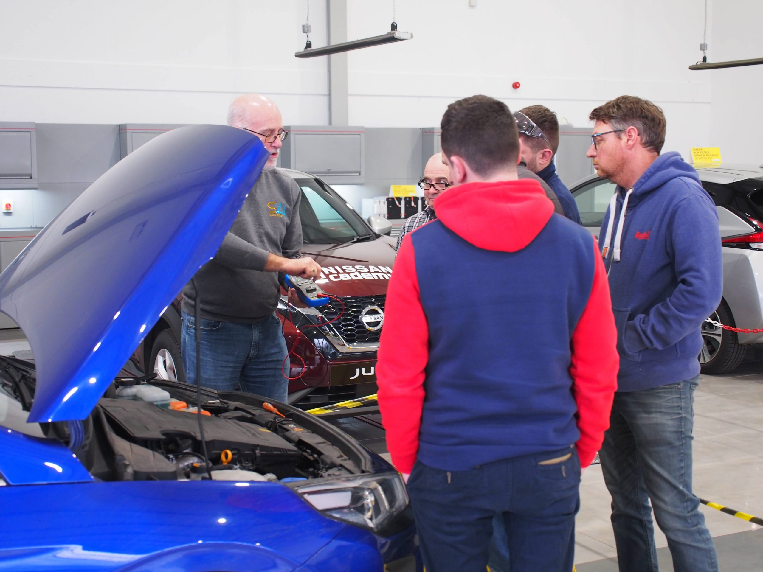 Electric and Hybrid Vehicle Training from ELVES